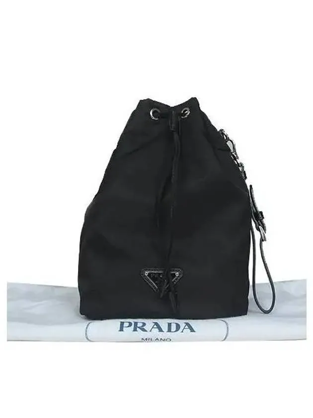 1NE369 Pouch Bag