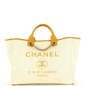 CHANEL Deauville Tote Raffia Medium