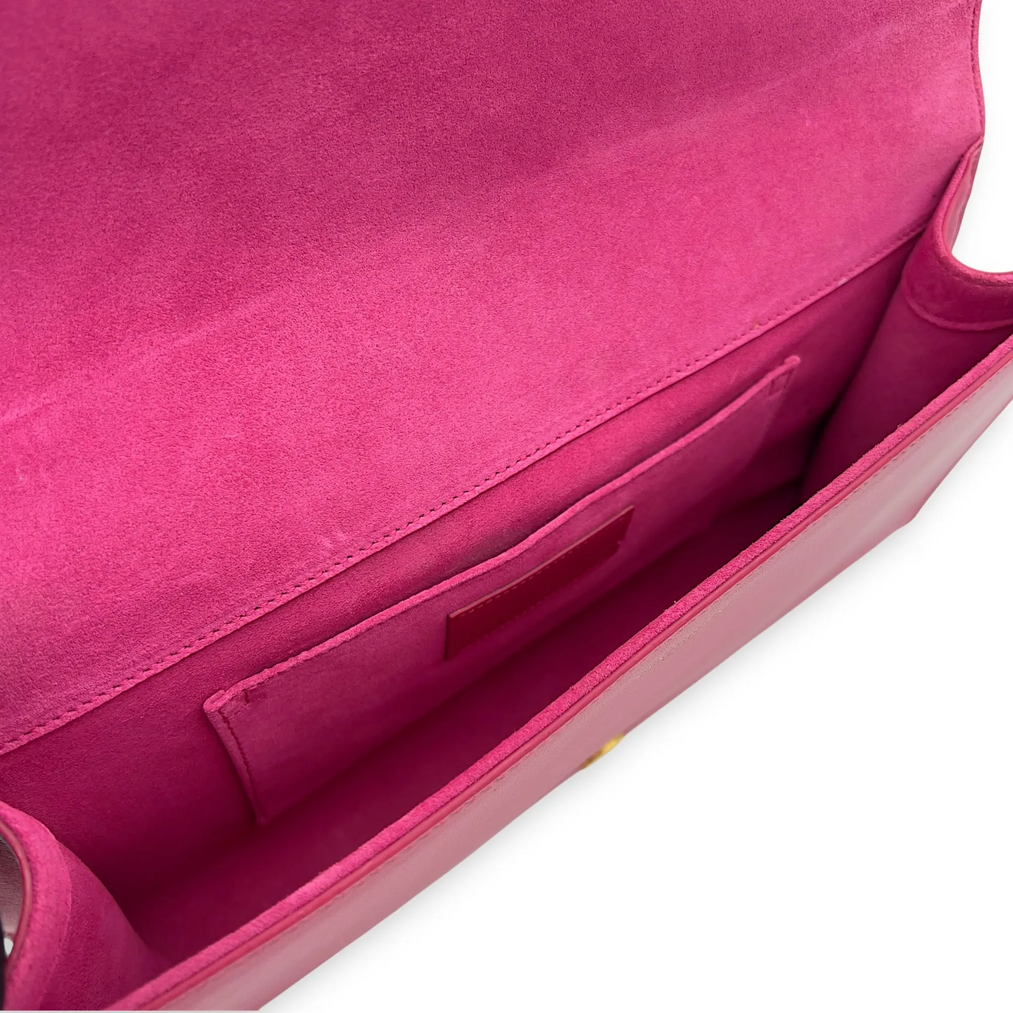 Chyc Clutch Pink in Calfskin, Gold hardware