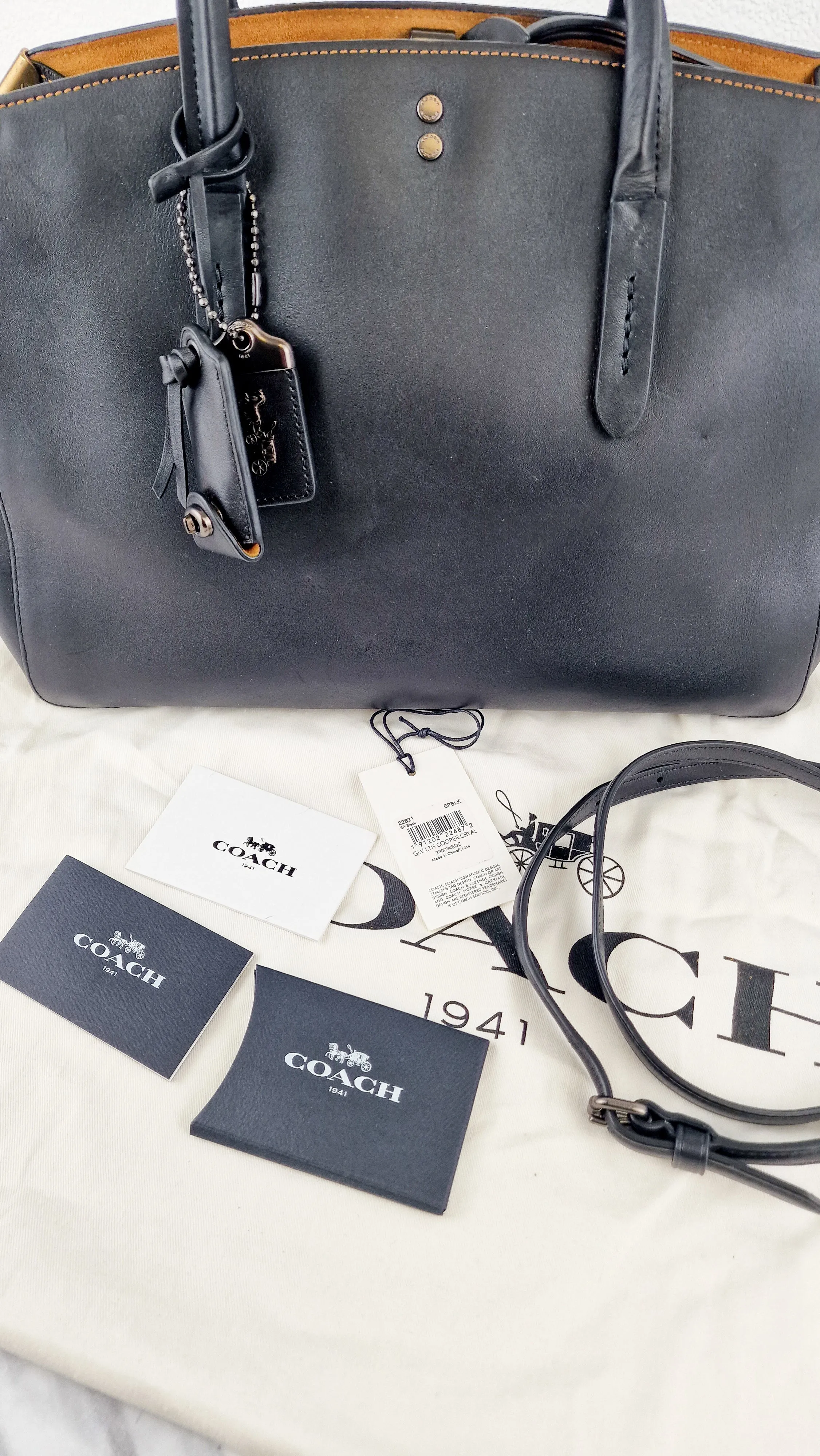 Coach 1941 Cooper Carryall in Black Smooth Leather - Handbag Shoulder Bag - Coach 22821