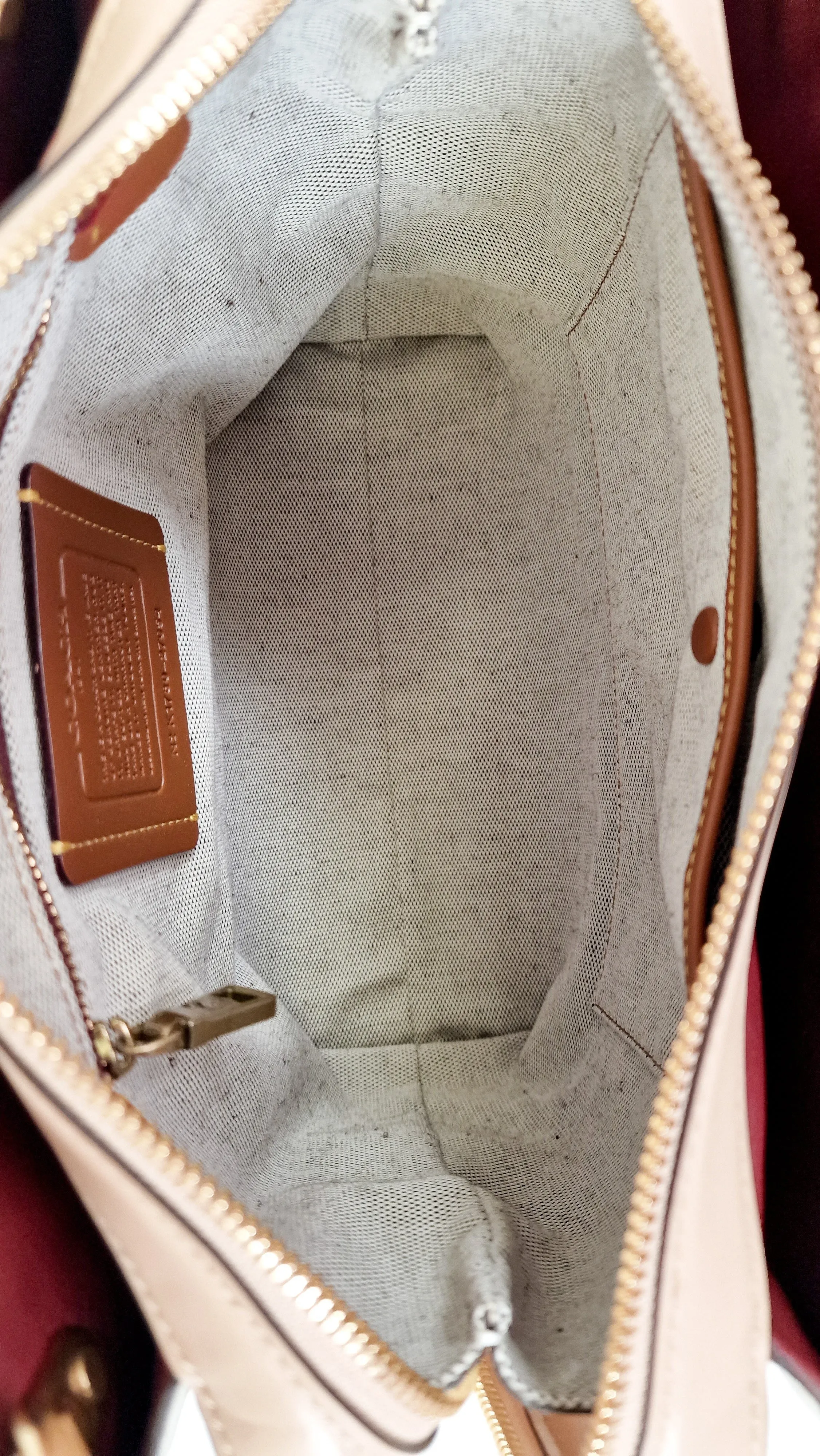 Coach 1941 Rogue Shoulder Bag in Beechwood Chalk Burgundy Smooth Leather Colorblock & C-chain straps - Coach 27054