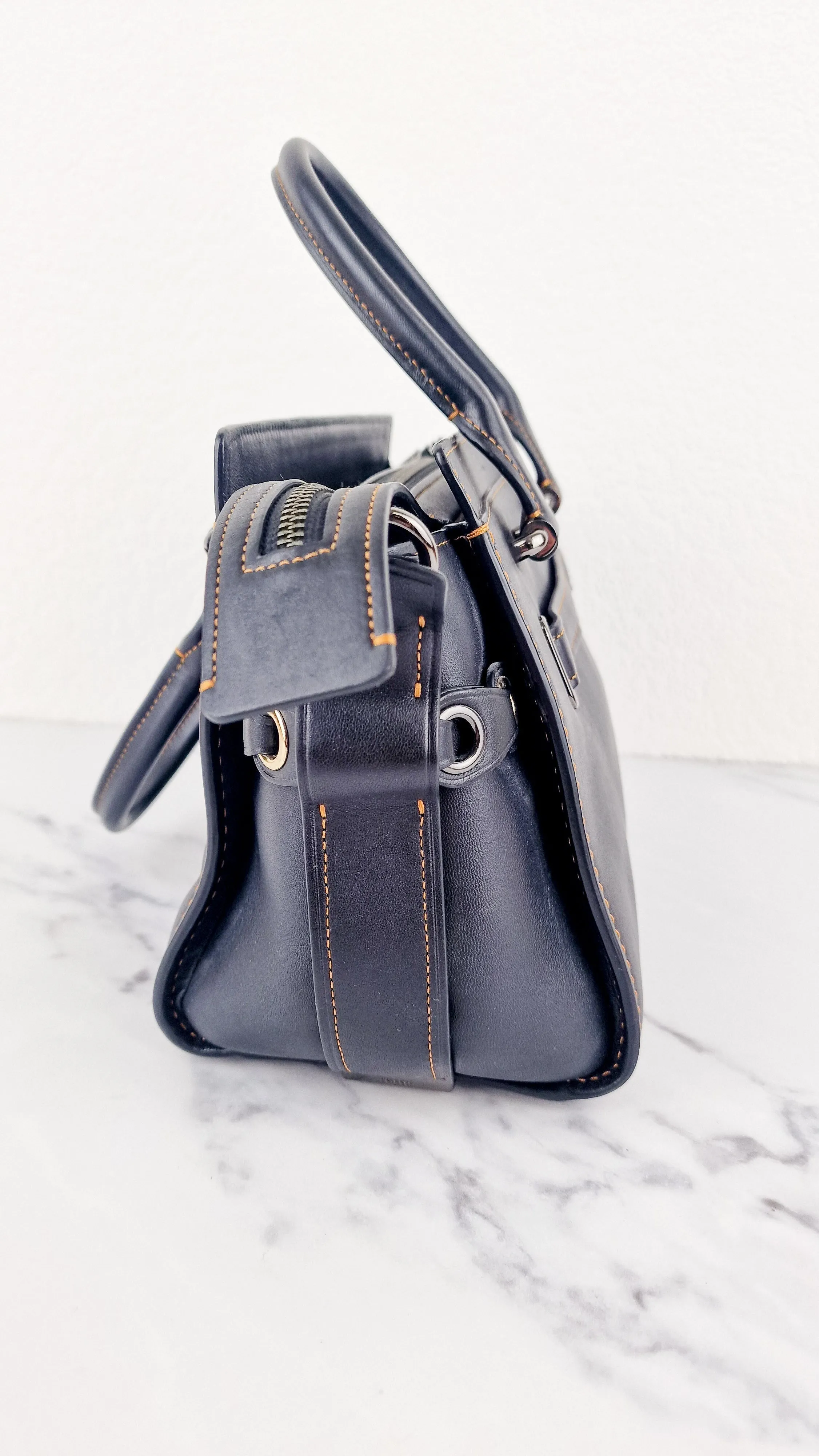 Coach Swagger 27 in Black Glovetanned Leather with Link Detail Handbag SAMPLE BAG