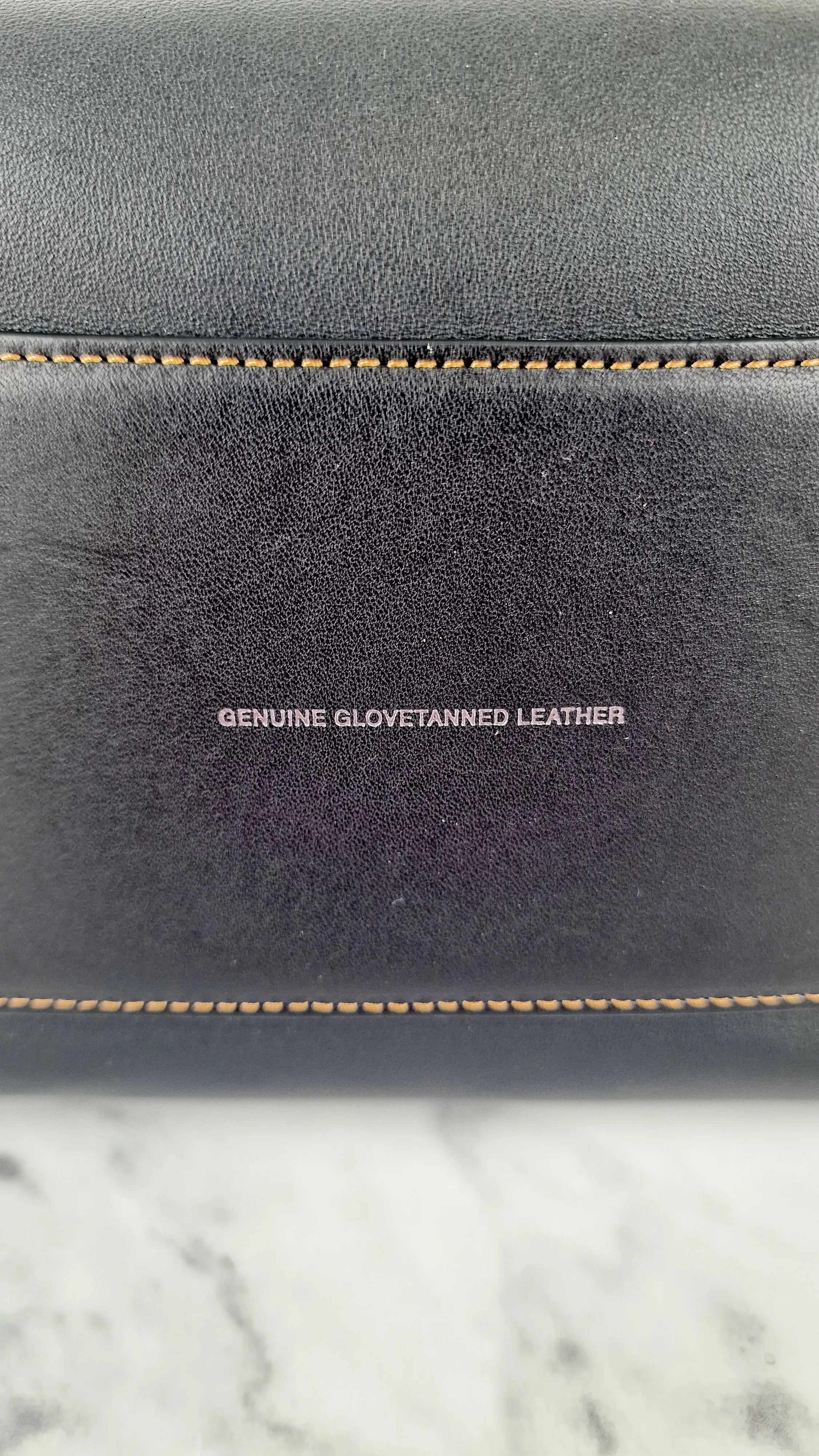 Coach Swagger 27 in Black Glovetanned Leather with Link Detail Handbag SAMPLE BAG