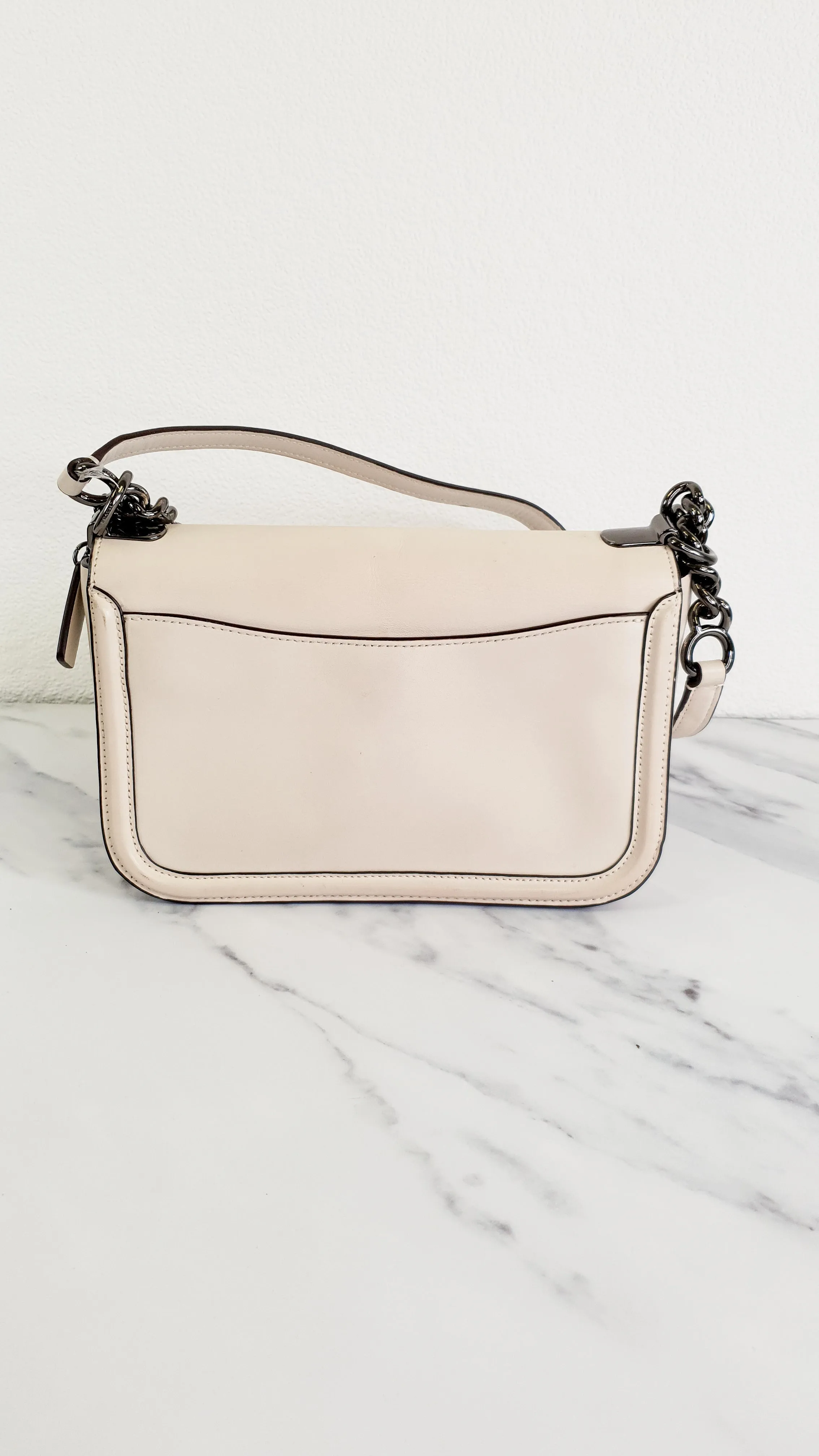 Coach Swagger Shoulder Bag Crossbody Bag in Chalk Smooth Leather - Coach 54640