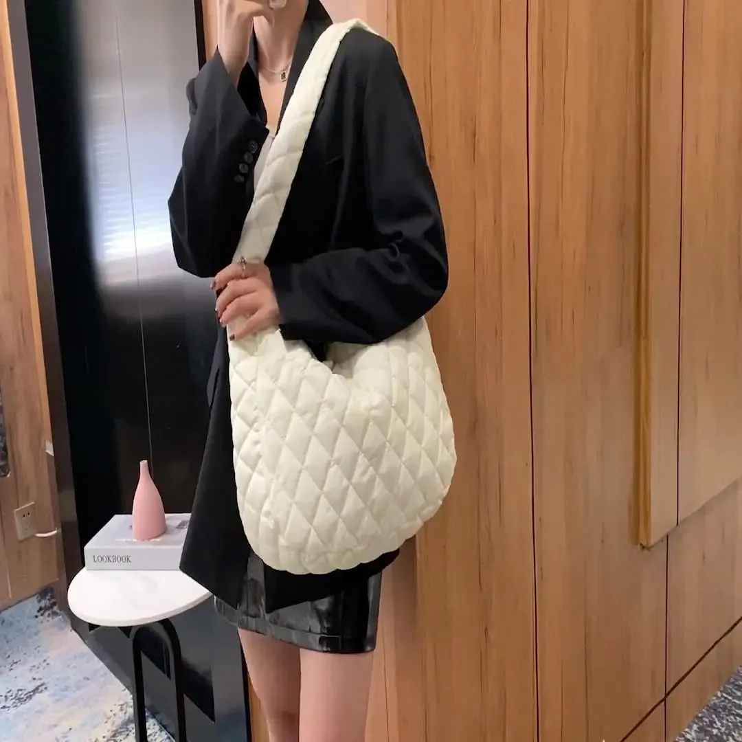 Fashionable Shoulder Bags