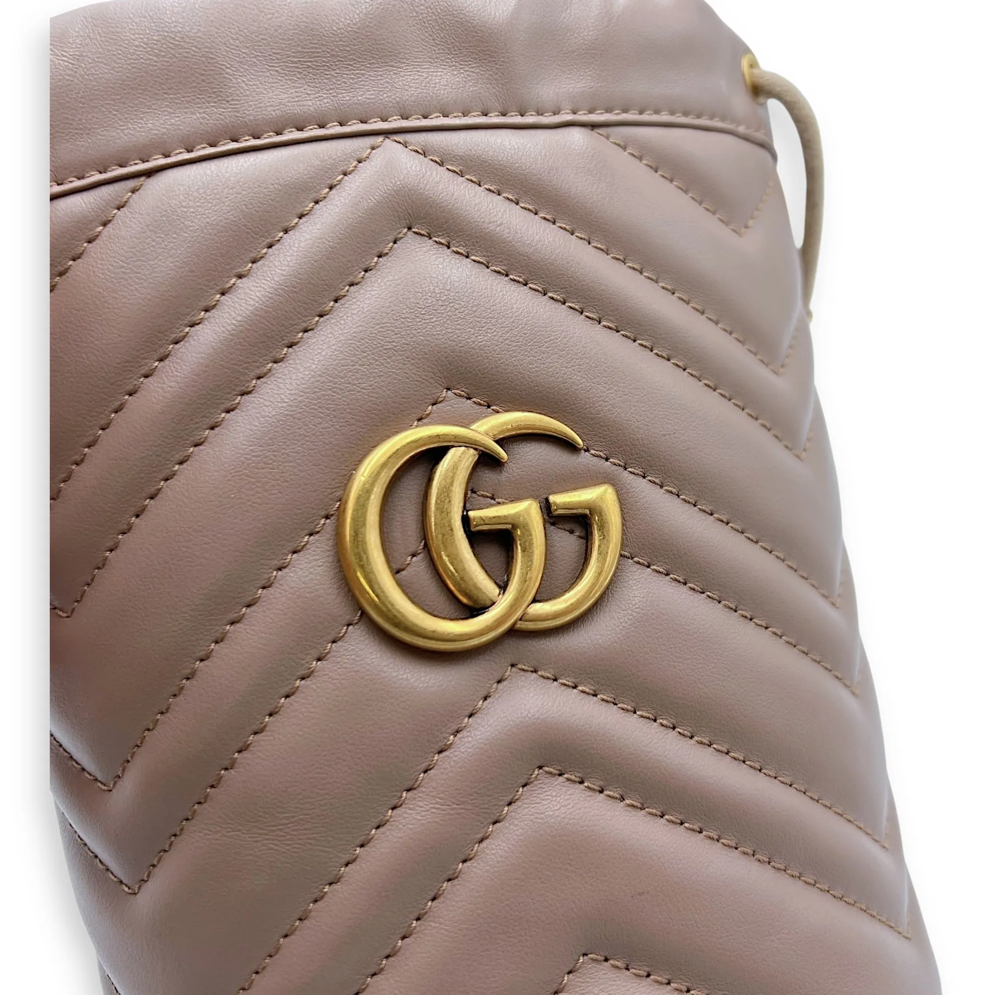 GG Marmont Bucket Bag Beige in Calfskin, Gold hardware