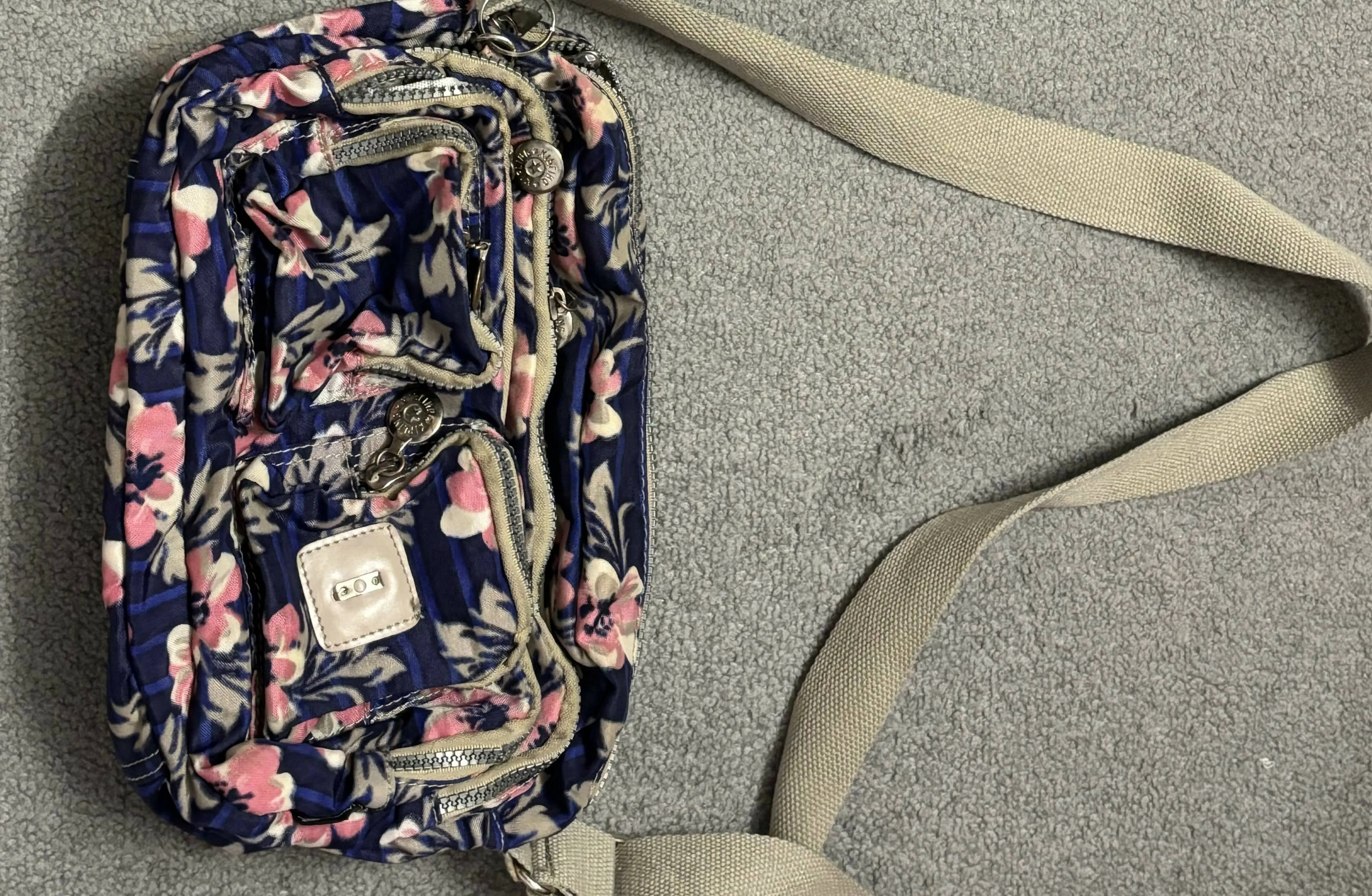 KIPLING sling bag